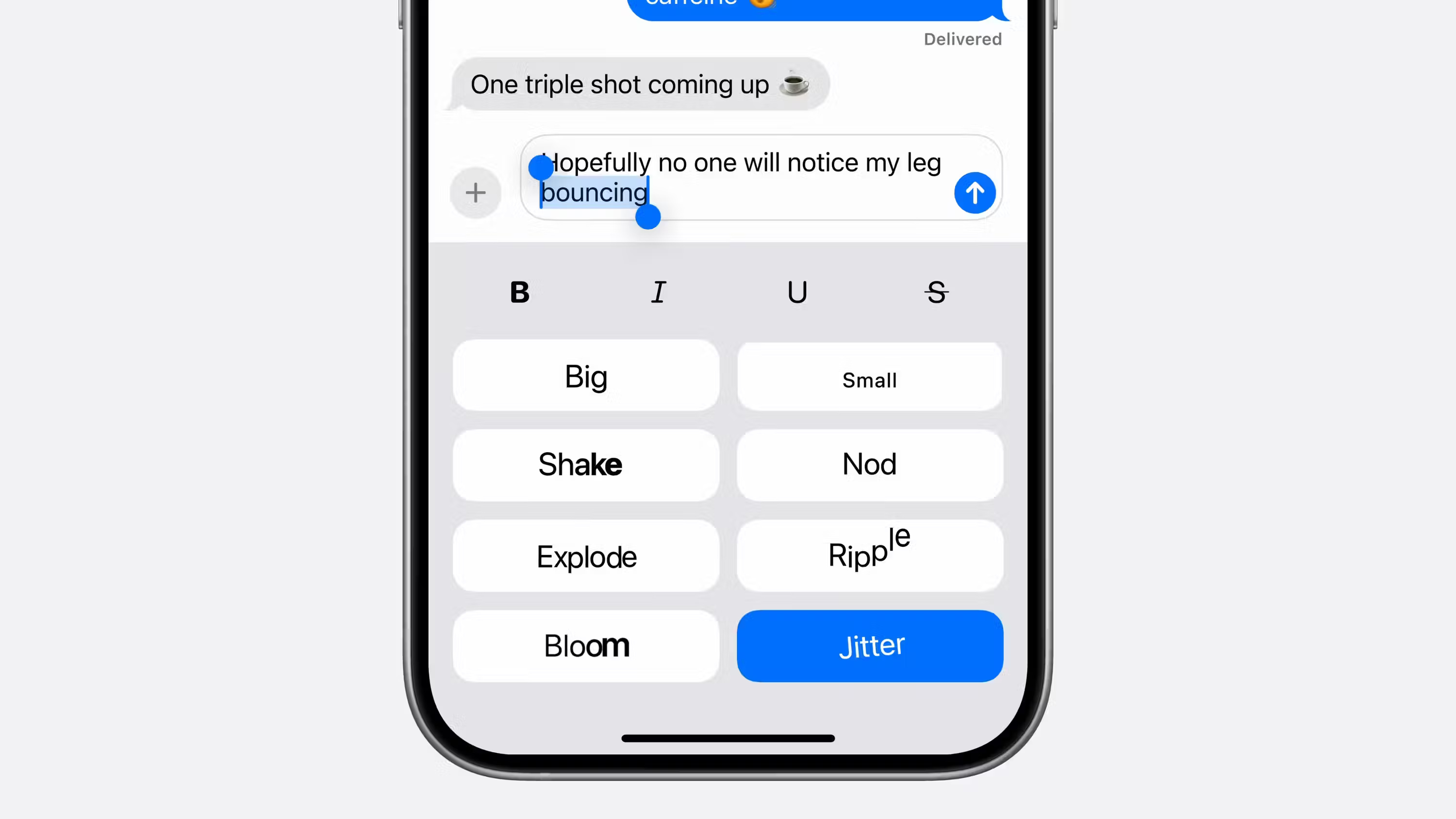 Ứng dụng tin nhắn trong iOS 18 hiển thị hiệu ứng văn bản