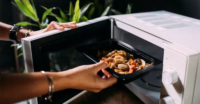 Một số thực phẩm không nên hâm nóng