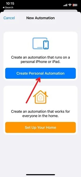 Chọn nút Create Personal Automation trong ứng dụng Shortcuts trên iPhone.