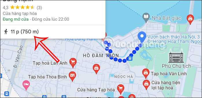 Di chuyển tới hàng tạp hóa gần đó trên Google Maps PC