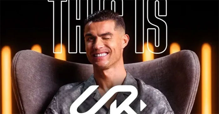 Kênh YouTube của Ronaldo đạt nút kim cương sau 11 tiếng