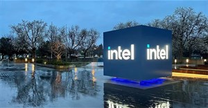 Qualcomm cân nhắc mua lại một phần mảng thiết kế chip của Intel