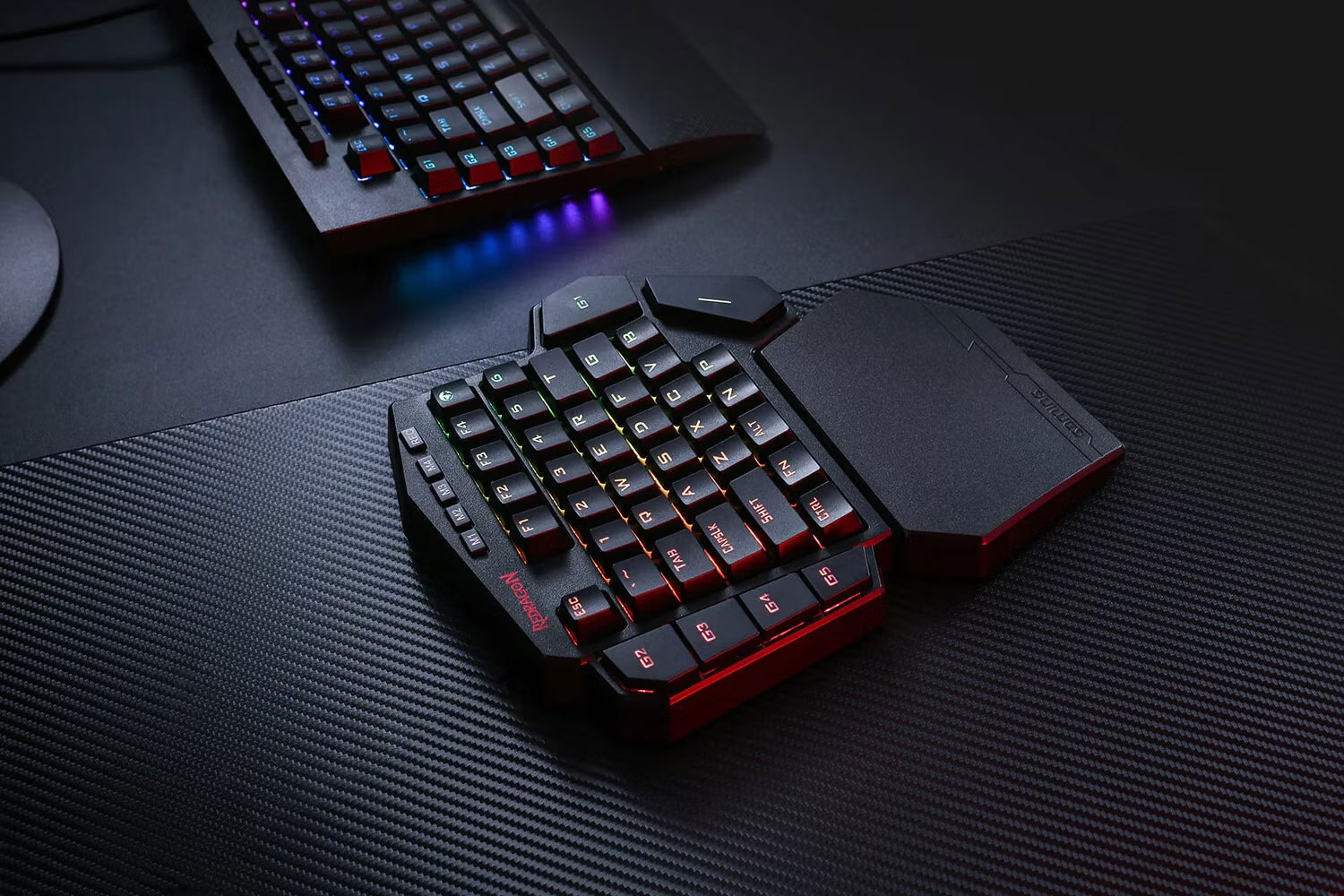 Keypad chơi game Redragon K585