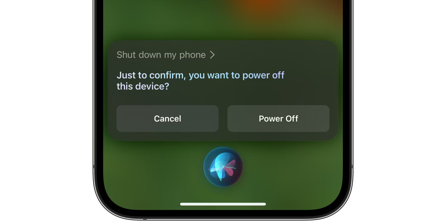 Lời nhắc tắt máy Siri trên iOS 16.2 trên iPhone cung cấp tùy chọn Cancel và Power Off