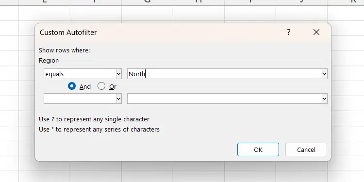 Đặt tiêu chí cho bộ lọc tùy chỉnh 'Equals' trong Excel.