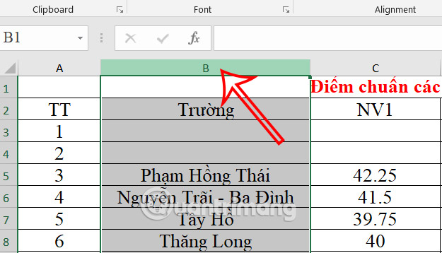 Chọn cột cần đổi vị trí Excel 