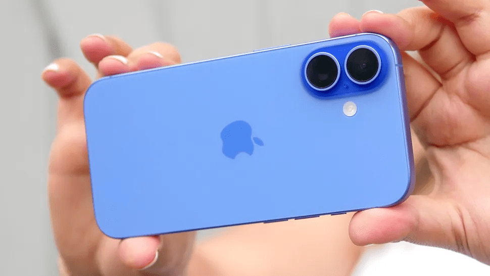 Chụp ảnh bằng Apple iPhone 16.