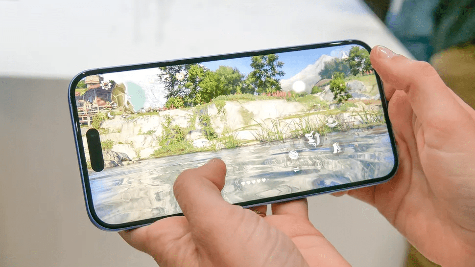 Apple iPhone 16 Plus chạy Honor of King.