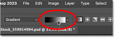 Nhấp vào gradient swatch để mở trình chọn Gradient Preset trong Photoshop