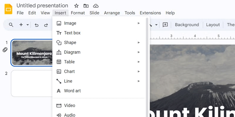 Chèn media vào slide trong Google Slides.