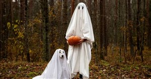 Lịch sử bất ngờ đằng sau những bộ trang phục Halloween phổ biến