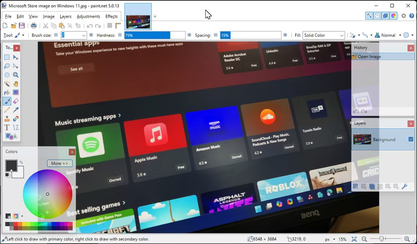 Màn hình chính của ứng dụng Paint.NET trên Windows 11