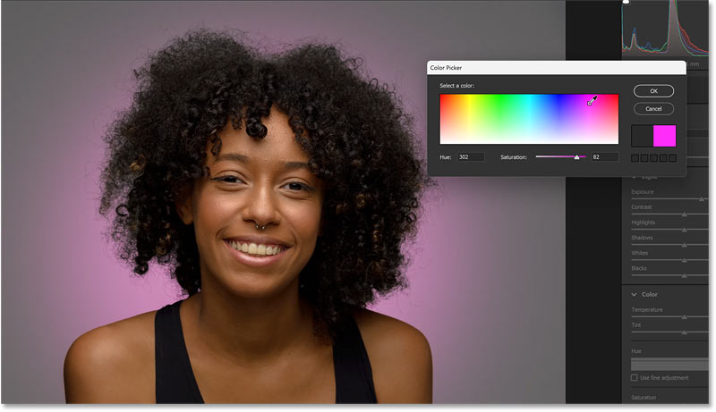 Thử các màu khác nhau cho hiệu ứng spotlight bằng Color Picker trong Camera Raw.