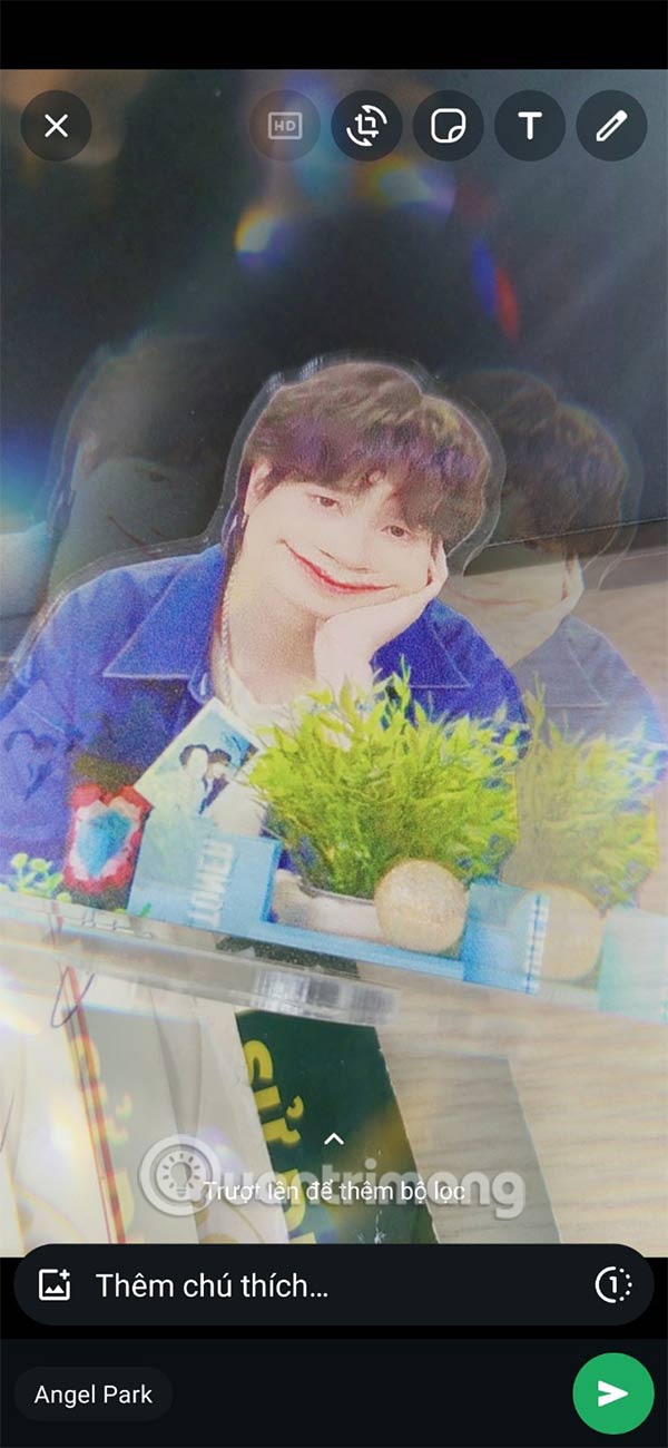 Gửi ảnh hiệu ứng camera WhatsApp