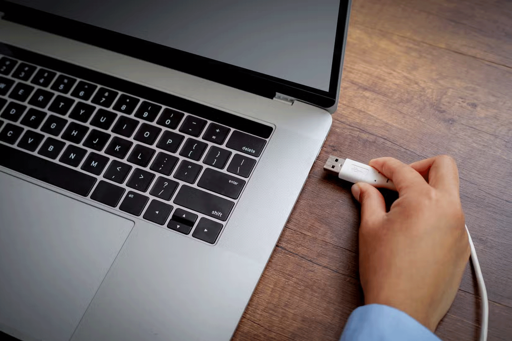 Tại sao USB 2.0 vẫn đáng sử dụng trong năm 2024?