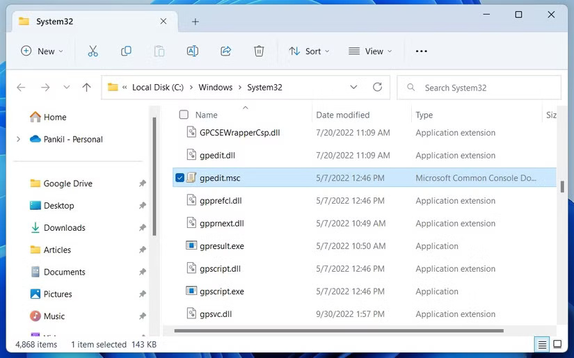 Mở Group Policy Editor bằng thư mục System32