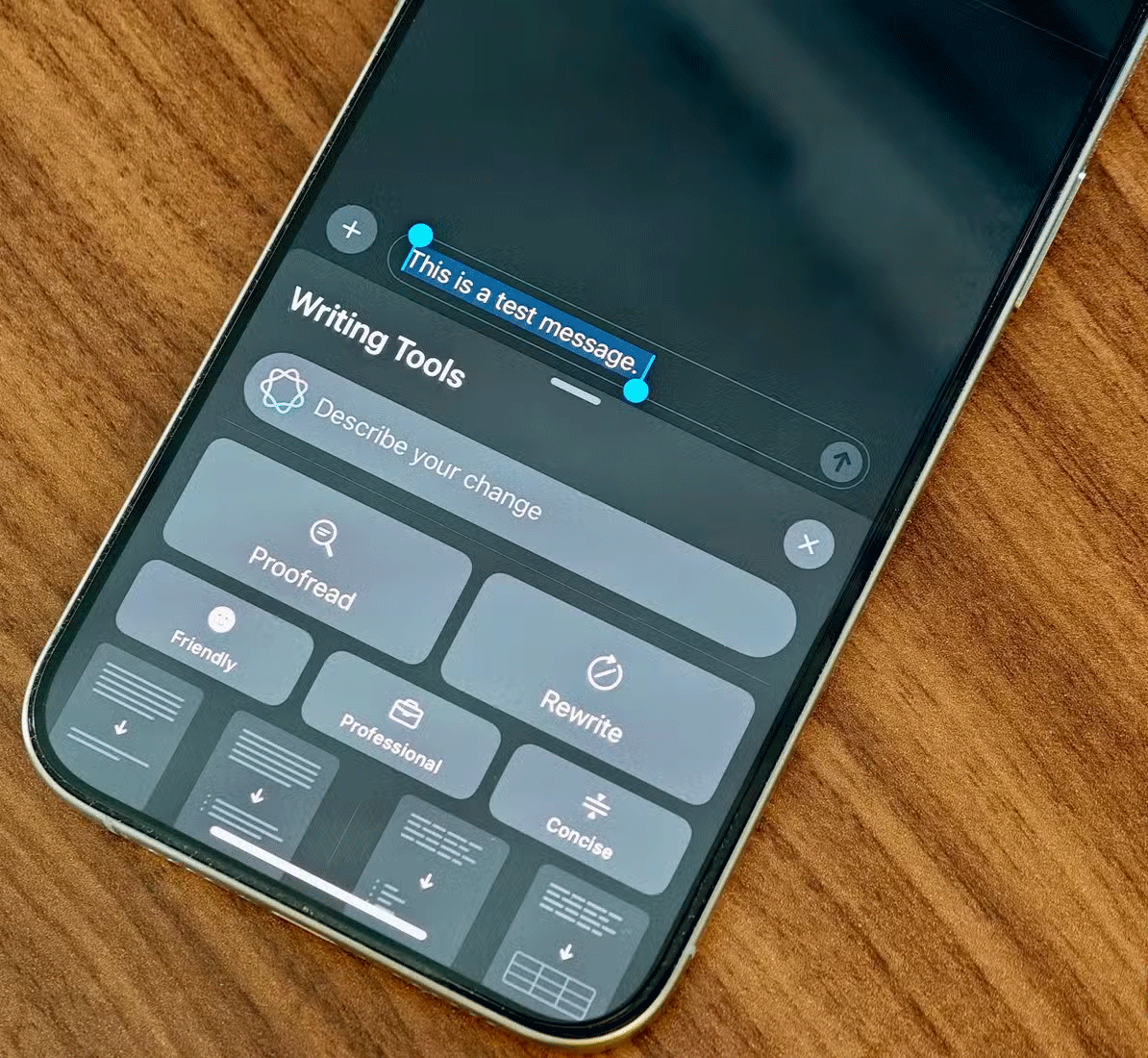 Trợ lý viết trên iPhone