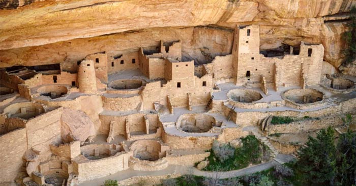 Những thành phố cổ nguyên sơ trên thế giới