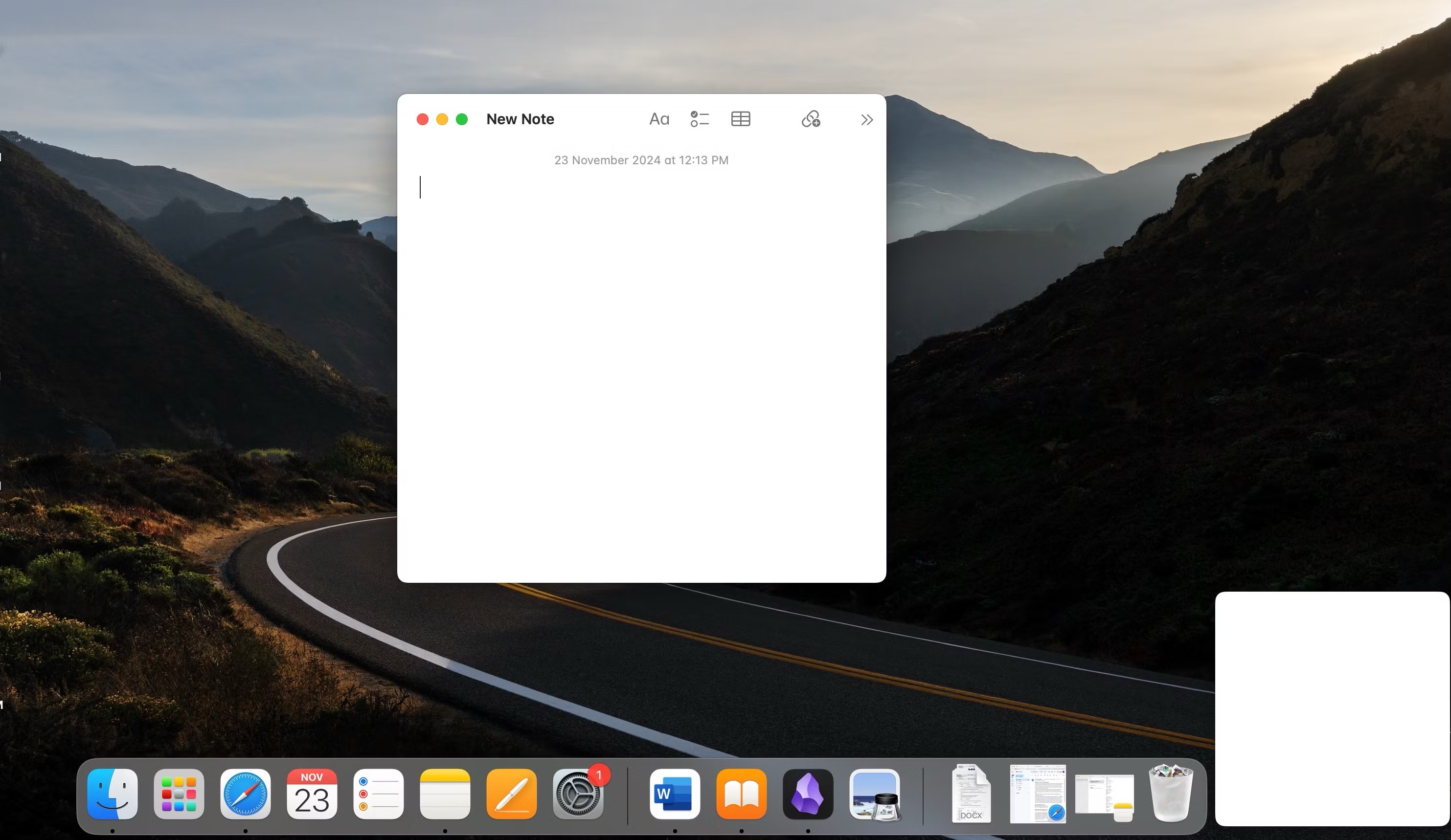 Kích hoạt Apple Notes bằng cách di chuyển chuột đến góc dưới bên phải