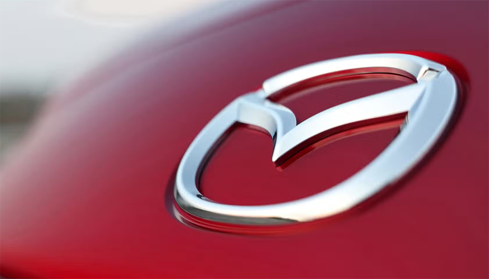 mazda thay đổi logo