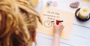 Hướng dẫn từng bước tạo và diễn giải biểu đồ thần số học theo tên gọi