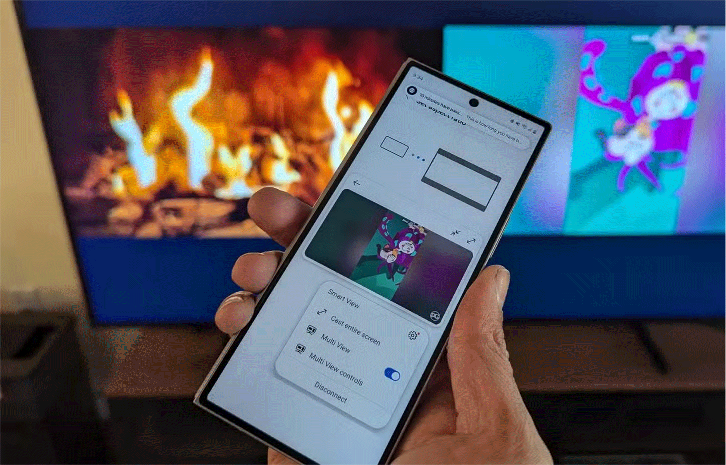 Chế độ xem nhiều hoạt động trên TV Samsung Frame.