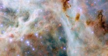 Chiêm ngưỡng những đám mây vũ trụ tuyệt đẹp trong con mắt của kính thiên văn Hubble