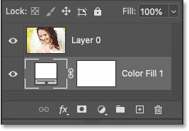Bảng Layers của Photoshop hiển thị fill layer Solid Color bên dưới hình ảnh.
