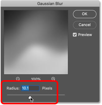 Đặt giá trị bán kính thấp trong hộp thoại Gaussian Blur của Photoshop.