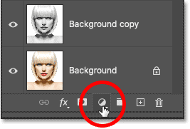 Nhấp vào biểu tượng New Fill hoặc Adjustment Layer.