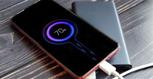 Tại sao cần mua sạc dự phòng cho điện thoại?