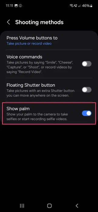 Kích hoạt tùy chọn Show Palm trong cài đặt camera của điện thoại Samsung Galaxy.
