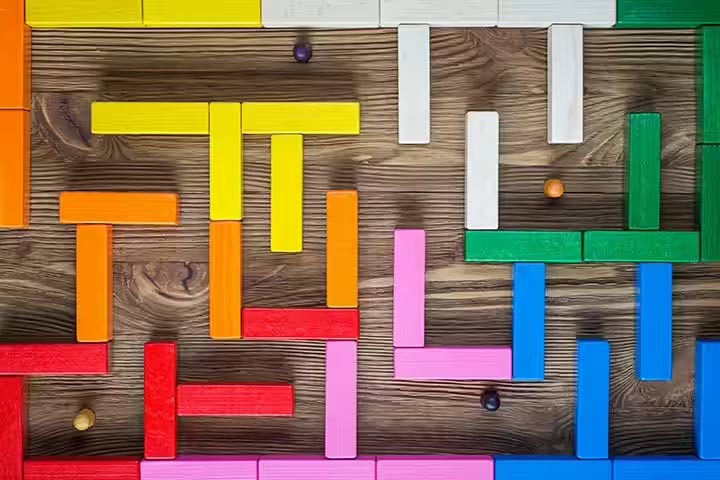 Game đẩy bóng qua mê cung