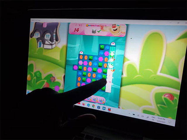 Laptop cảm ứng có tốt cho chơi game?