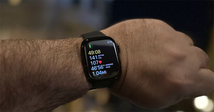 Màn hình Apple Watch Series 10 với thông tin tập luyện