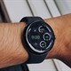 5 tính năng smartwatch Wear OS cần học hỏi từ Apple Watch