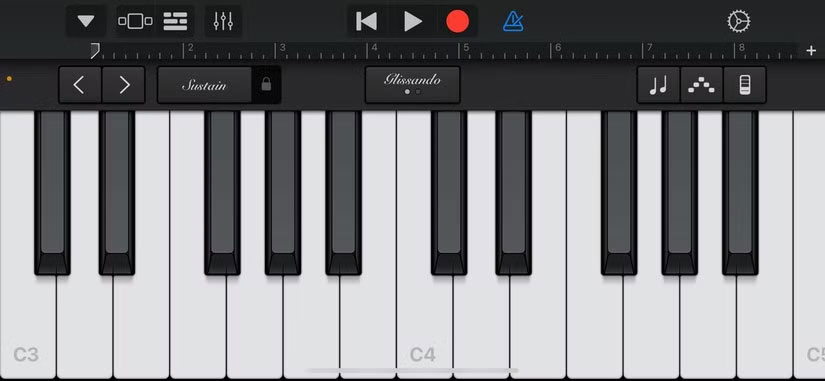 Đàn piano ảo trong ứng dụng GarageBand