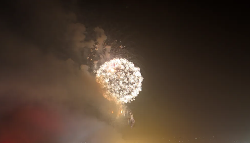 ban phao hoa 50 nam thong nhat