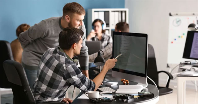 Nghiên cứu: sử dụng AI tạo sinh trong công việc khiến bạn bị nghi ngờ về năng lực