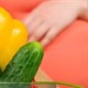 Hướng dẫn chế độ ăn cho mẹ bầu thừa cân