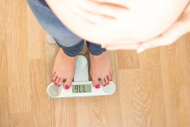 Mẹ bầu thừa cân ăn gì?