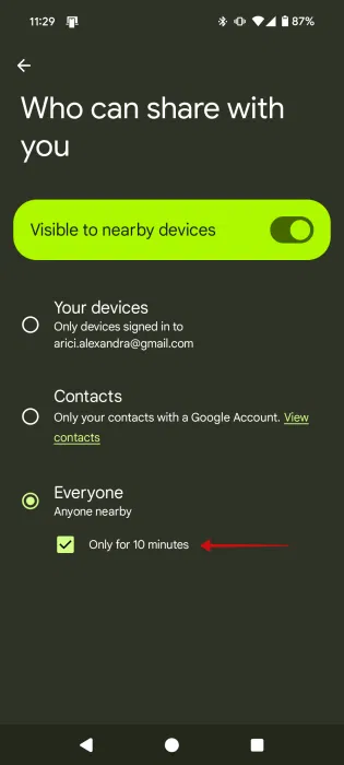 Tùy chọn Who can share with you cho Quick Share trên điện thoại Android.