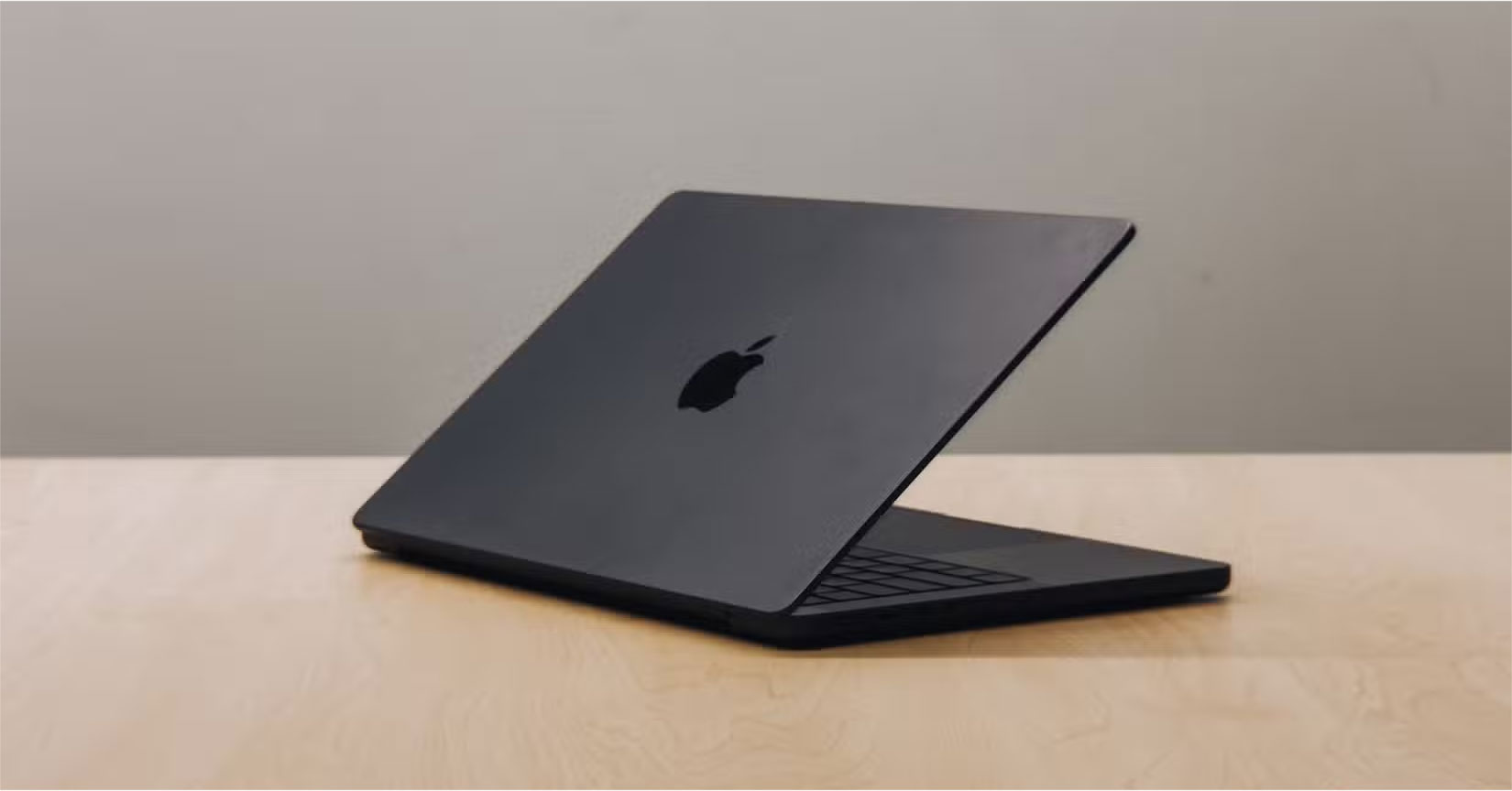 MacBook Pro M4 