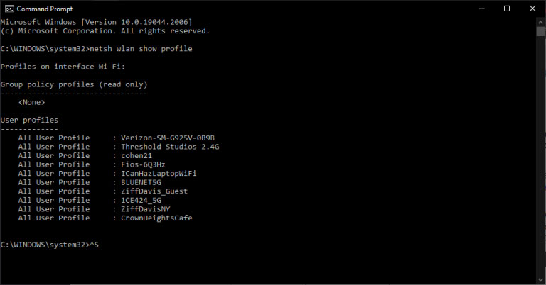 Command Prompt hiển thị các mạng WiFi đã lưu