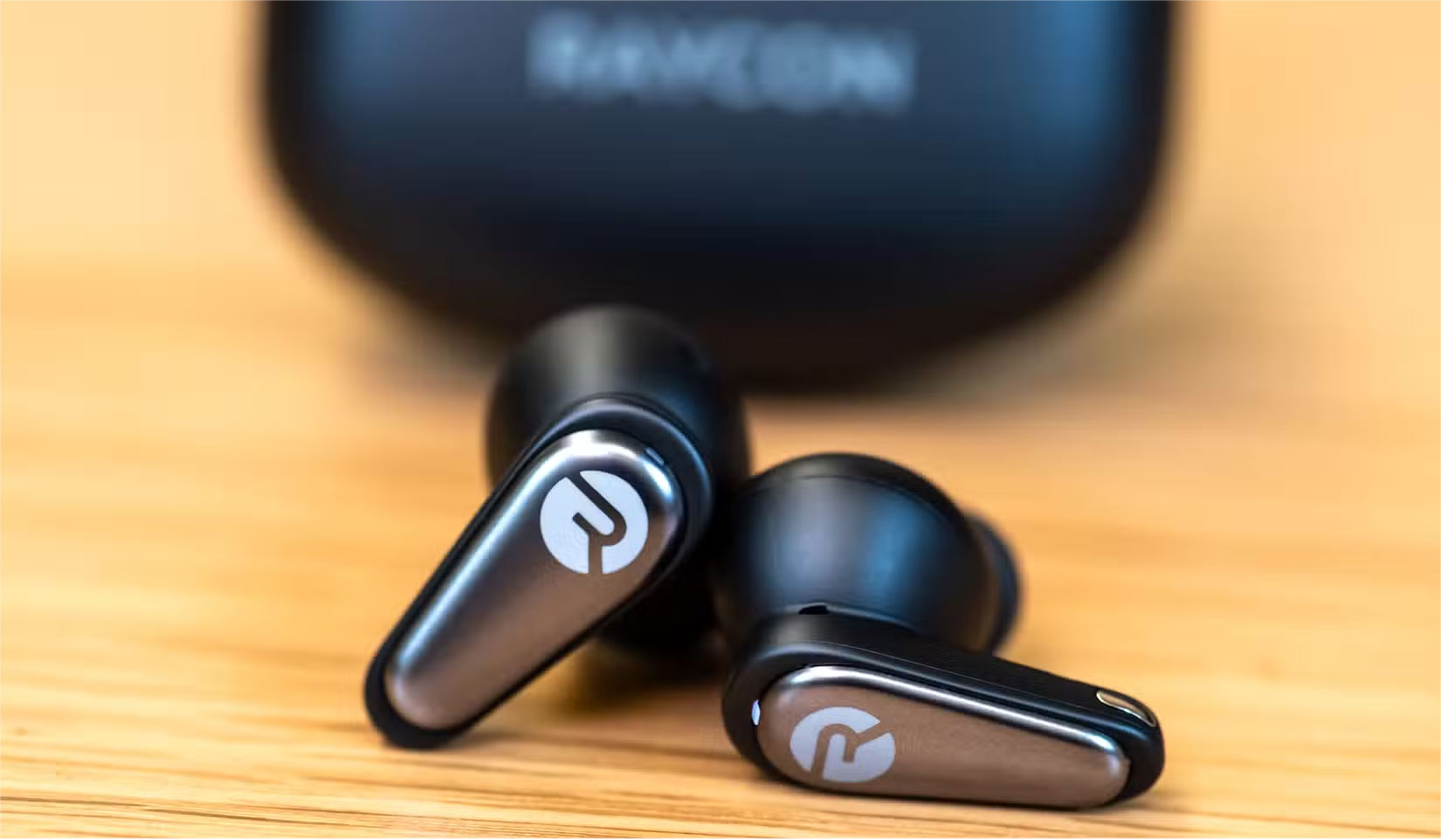 Tai nghe earbud Raycon Everyday Earbuds Pro