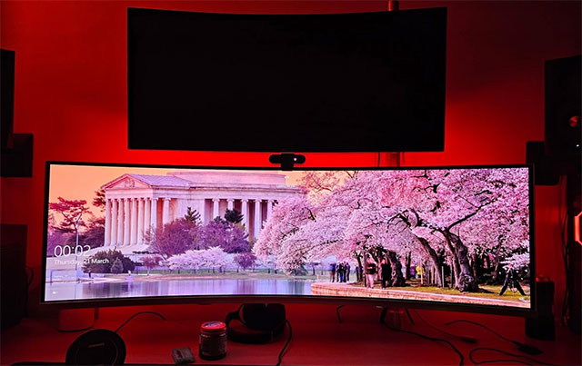 Ánh sáng đỏ mờ 