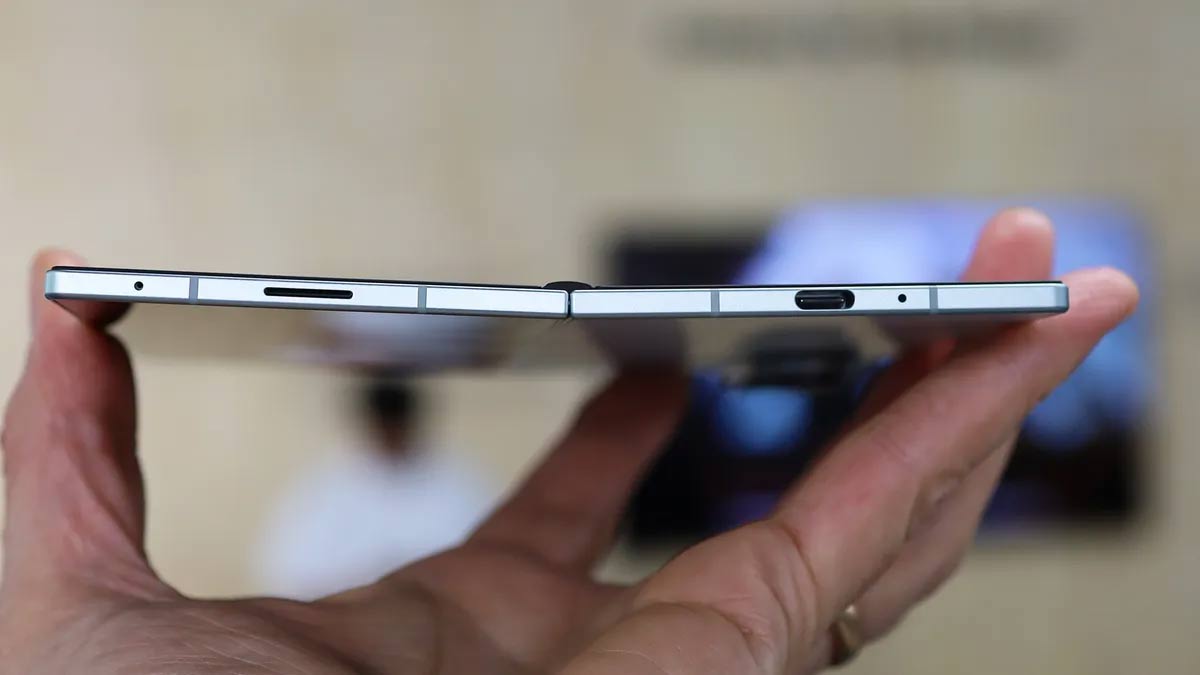 Thiết kế siêu mỏng của Samsung Galaxy Z Fold 7