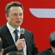 Nếu hỏi Grok 4 có thể cần phải "tham khảo ý kiến Elon Musk" trước khi đưa ra phản hồi