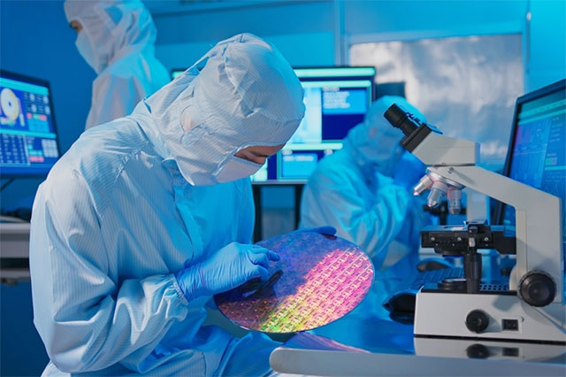 Ra mắt dòng chip lai đầu tiên trên thế giới kết hợp điện tử, quang tử và công nghệ lượng tử