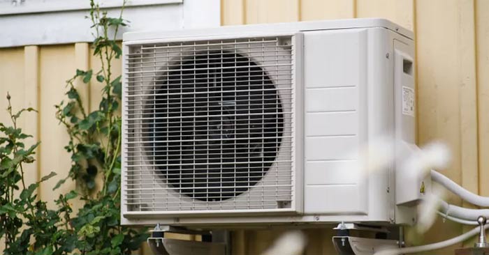 Bật điều hòa ngày nóng